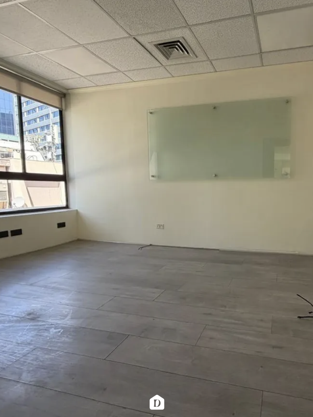 Oficina en El Golf · Piso 7 con Vista · Metro Tobalaba - Miniatura 6