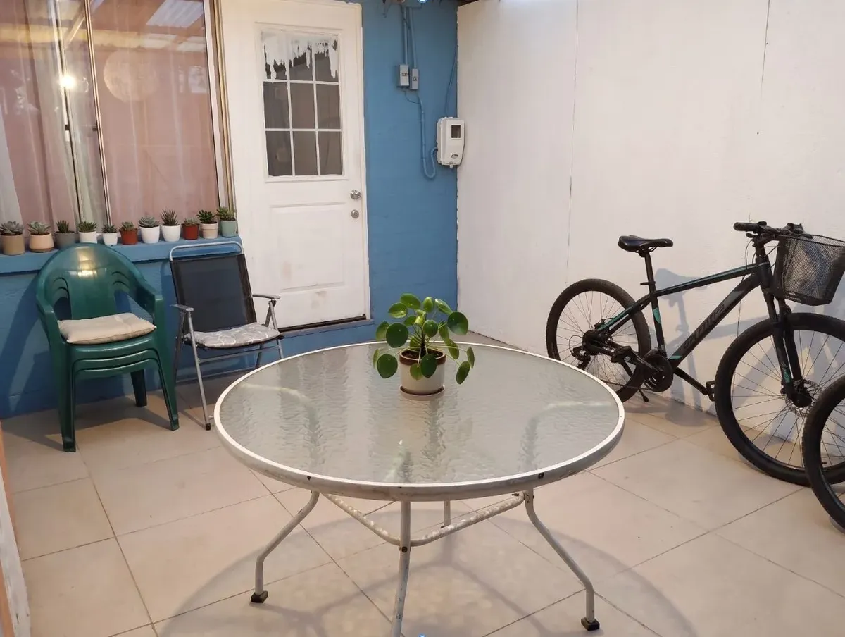 Casa 2 Pisos · Pasaje cerrado con portón - Miniatura 4
